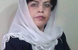 زنان در زیر سقفها مینویسند و در زیر خاکها دفن میشوند