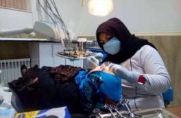 کمک یک زن به همنوعانش