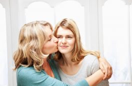 تلاش مادران برای تحقق رویاهای دختران