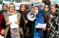 انتقاد فعالان حقوق زن از کارکرد وزارت امور زنان