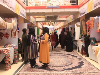 نمایش توانایی زنان در نمایش‌گاه “توان‌مندی زنان افغان”