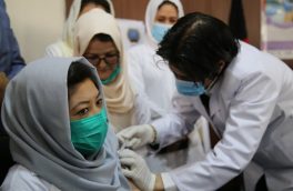 عوارض جانبی واکسن کووید-۱۹ و بی‌باوری جوانان به تاثیرگذاری این واکسن