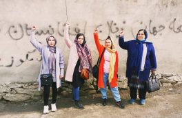آغاز کارزار دیوارنگاری از سوی معترضان زن در کابل