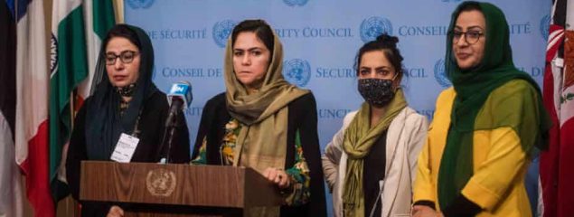گروهی از زنان افغانستانی در تبعید، به ‌دنبال راهی برای مقابله با بحران این کشور اند